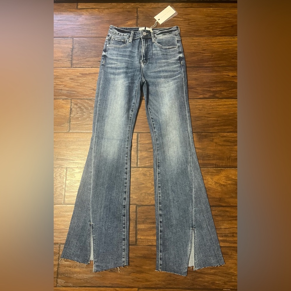 Risen Blue Jeans 1/25 nwt